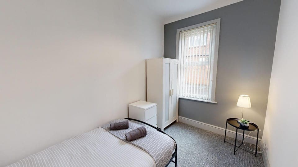 House | 3 bedrooms, free WiFi, bed sheets