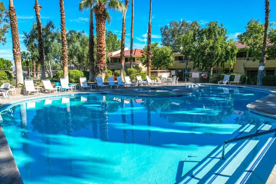 Sun or shade the pool offers great relaxation.