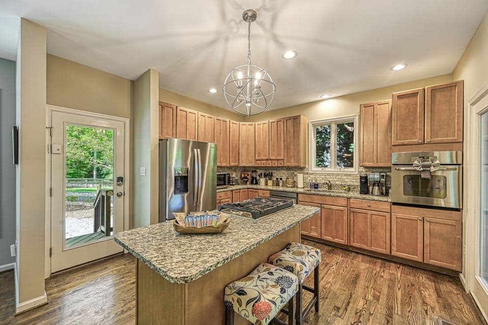 Spacious kitchen stocked with EVERYTHING you need, plus some welcome goodies!