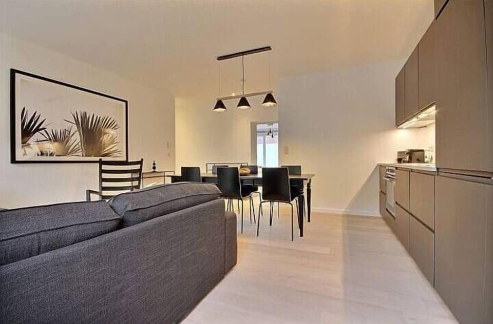 D4b47d2c b49c 43b7 aabb 6695f8e01db3