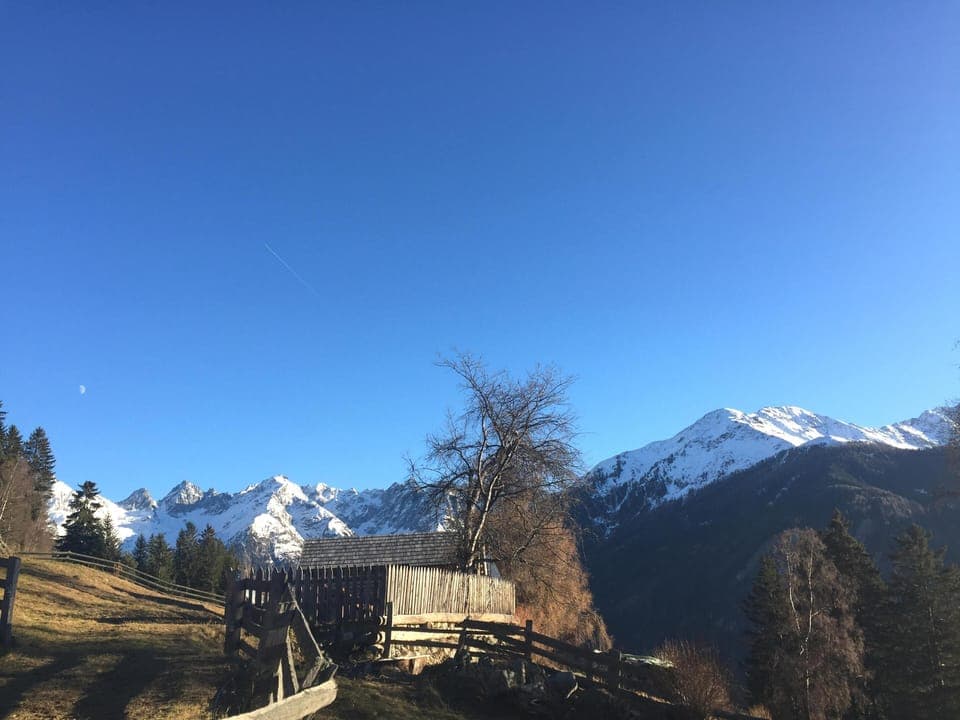 Immediate Surroundings [summer] (<1 km)