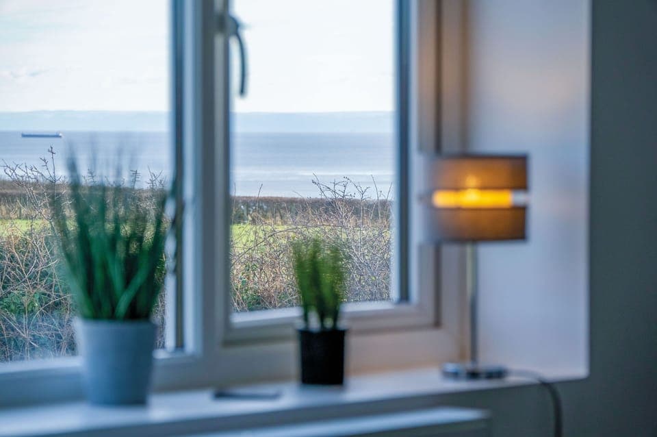 32-inch Smart TV with cable channels