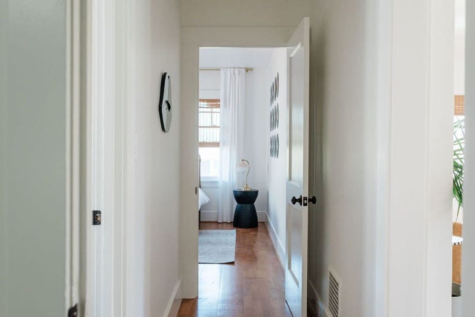 Urban Thread Retreat (1044)