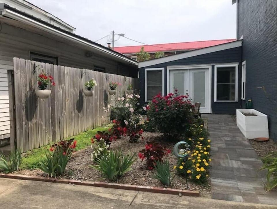 Outdoor patio/garden