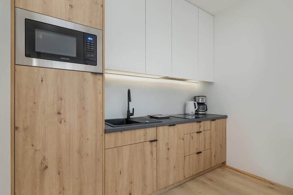 Kitchenette with a dishwasher