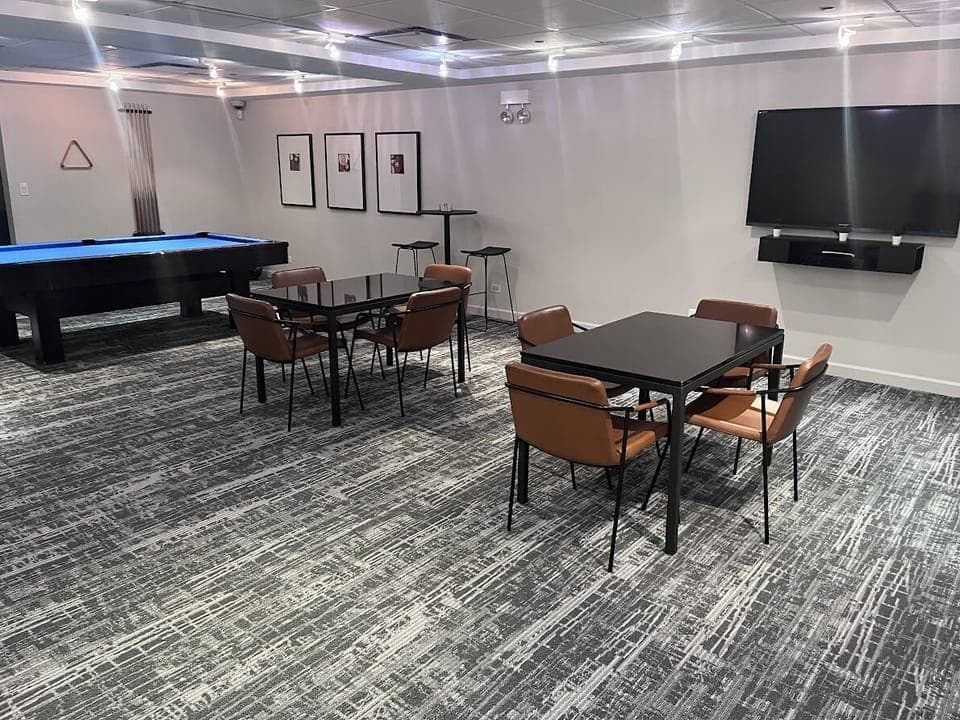 Party room and pool table 