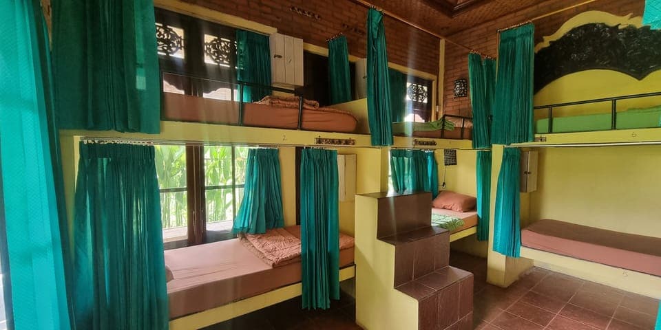 Superior Shared Dormitory | Desk, free WiFi, bed sheets