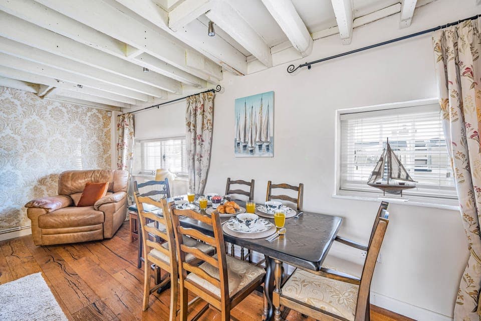 Fiddlers Green, Hamworthy, Poole: The dining area