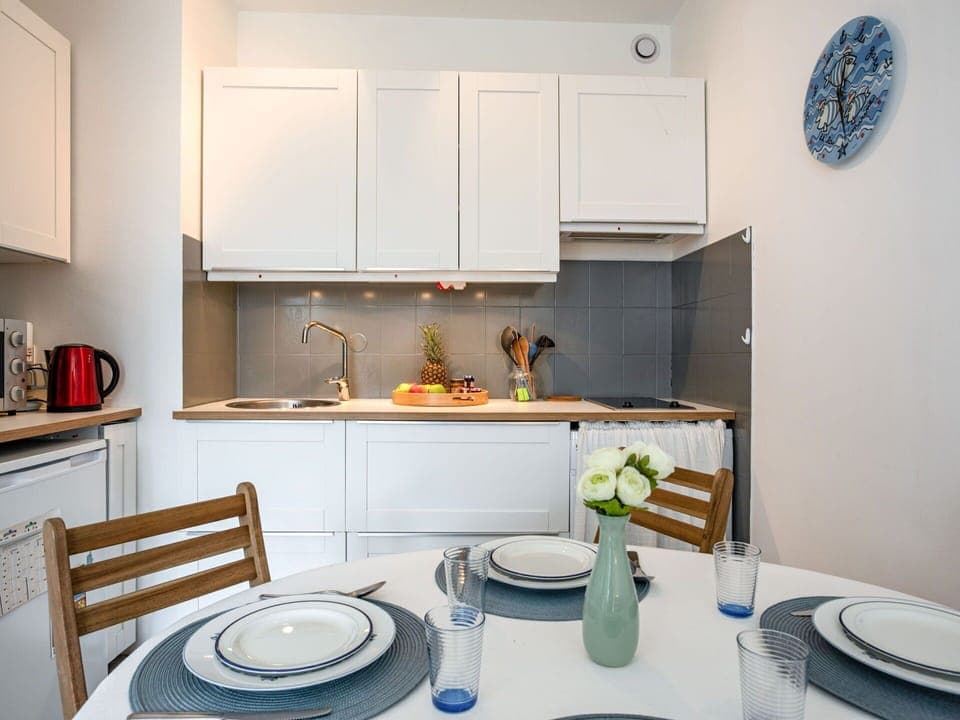 Cabinetry, Property, Countertop, White, Blue, Product, Kitchen, Azure, Dishware, Interior Design