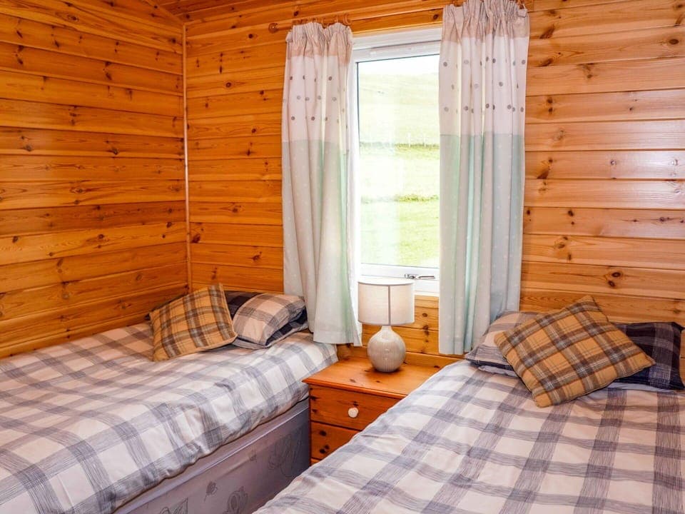 Furniture, Property, Building, Comfort, Wood, Textile, Interior Design, Window, Bed Frame