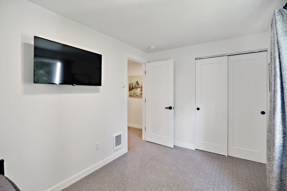 There is a Smart TV located in the twin room, great for kids of all ages!