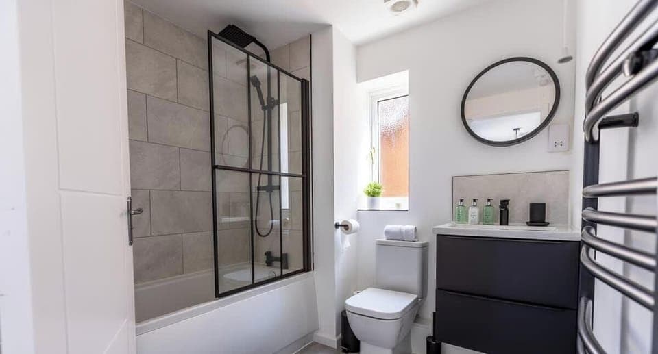 Bathroom at Valore Property Services Short Lets & Serviced Accommodation
