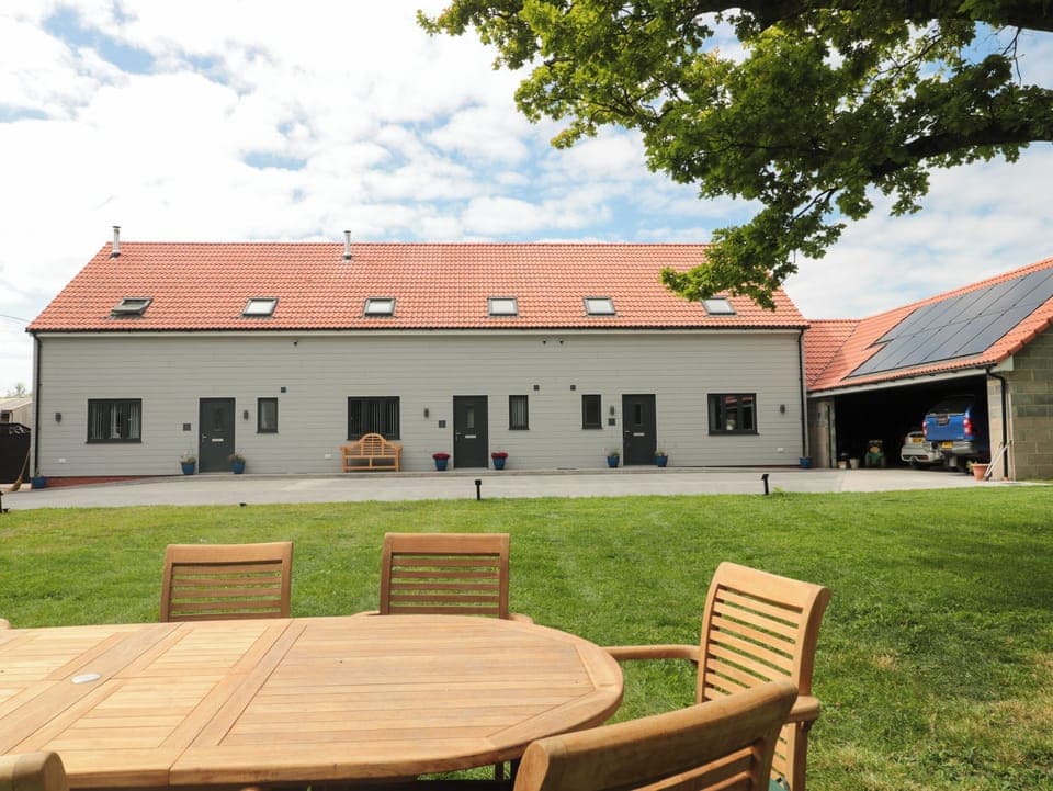 Cottage | Outdoor dining