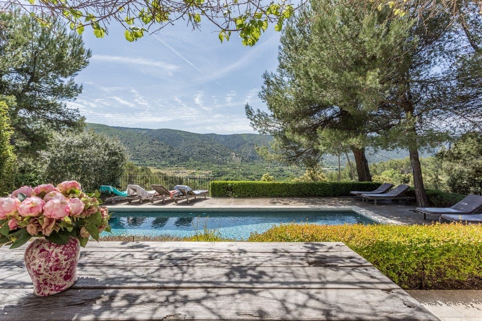 Dream property to rent in the heart of the Luberon