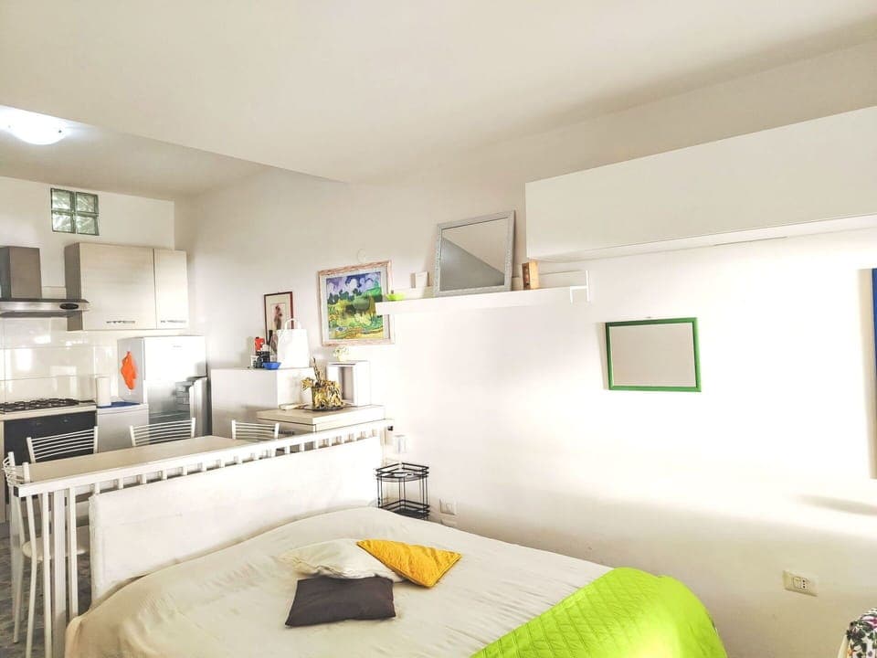 Furniture, Interior Design, Wall, Flooring, Floor, Room, Bedroom, Bed, Ceiling, Lighting