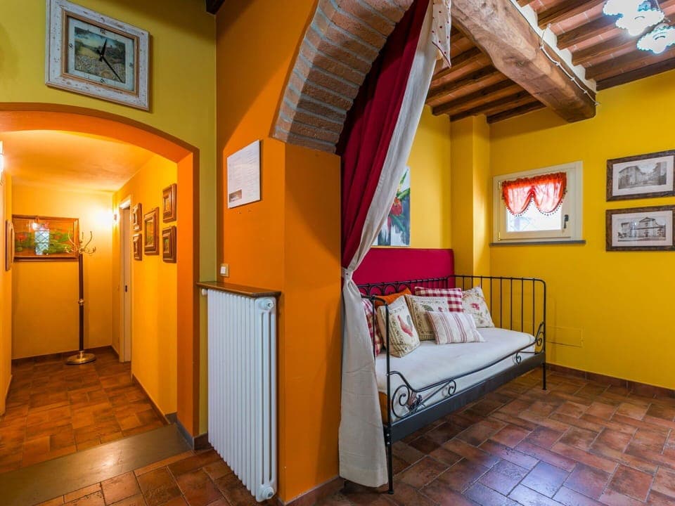 Sky, Building, Plant, Wood, Mountain, Land Lot, Urban Design, Landscape, Real Estate, Facade