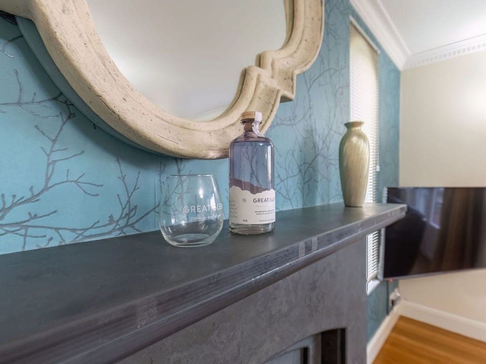 Furniture, Building, Cabinetry, Wood, Interior Design, Mirror, Floor, Countertop, Flooring