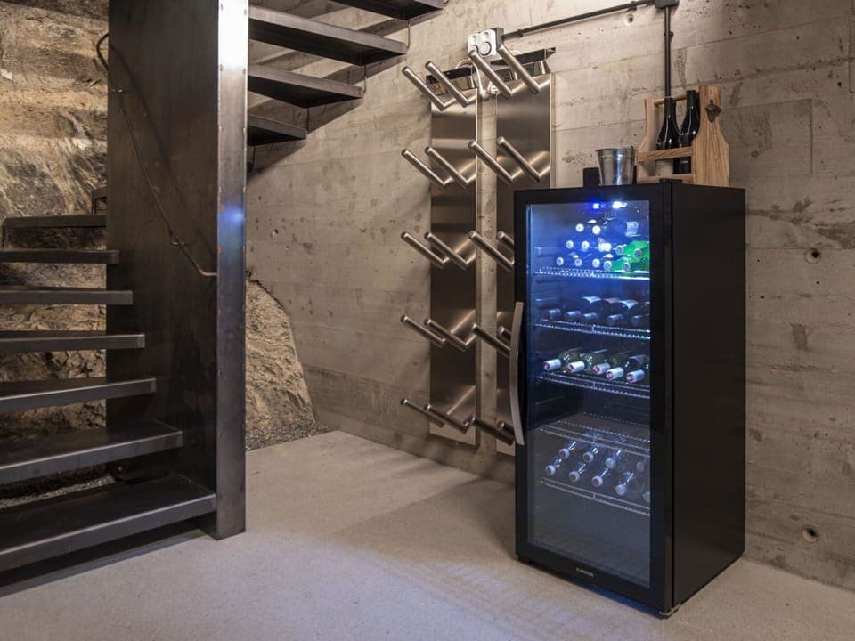 Wood, Gas, Home Appliance, Machine, Major Appliance, Glass, Flooring, Building, Metal