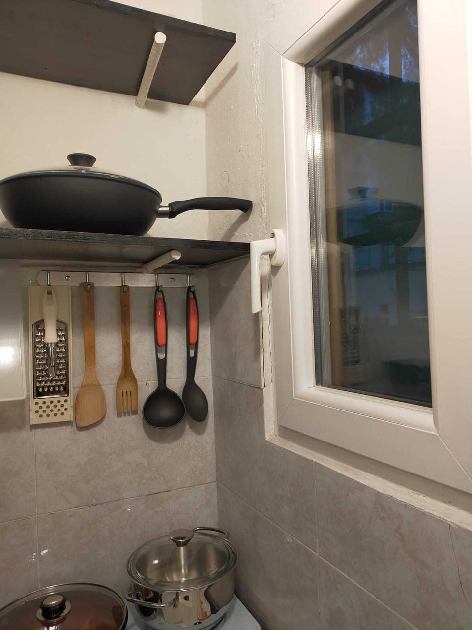 Business Double Room Single Use, Garden View | Private kitchen | Microwave, espresso maker, coffee/tea maker, electric kettle