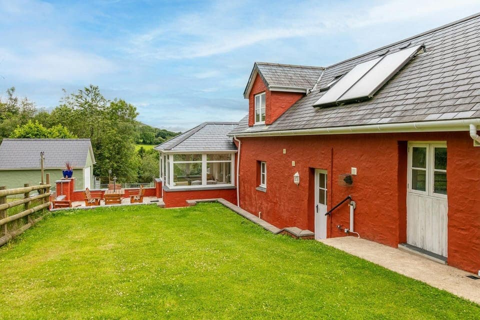 Grassed area outside Plas Drygarn Ty Coch