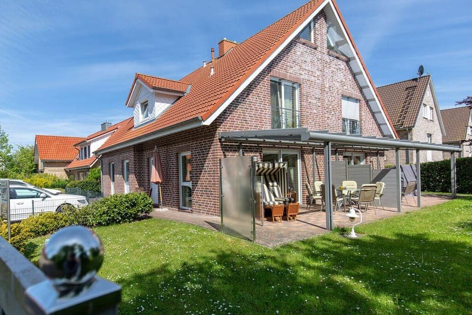 Holiday Home Exterior [summer]