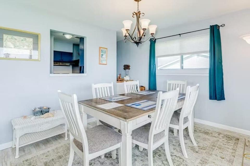 Perfect please for celebration. 😎.  🎂