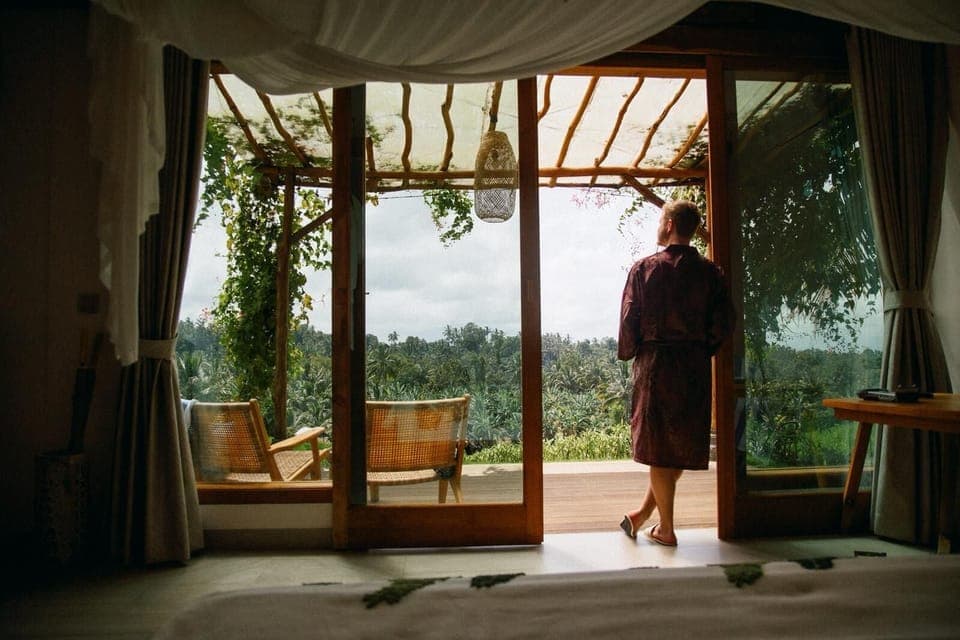 Double or Twin Room | Minibar, desk, free cribs/infant beds, rollaway beds