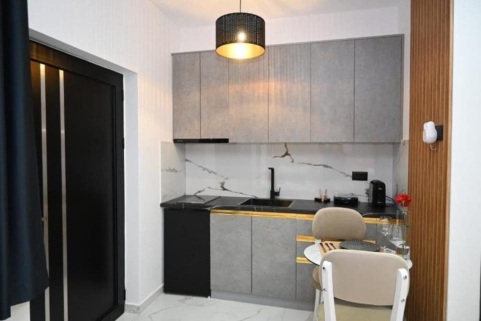 Family Room | Free WiFi