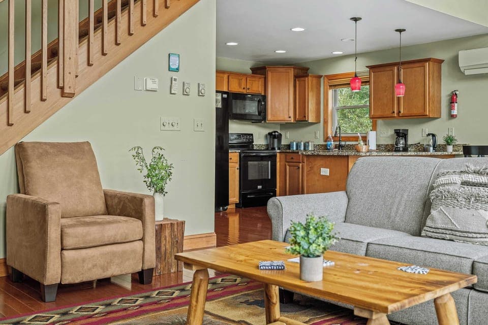 House (Multiple Bedrooms) | Interior