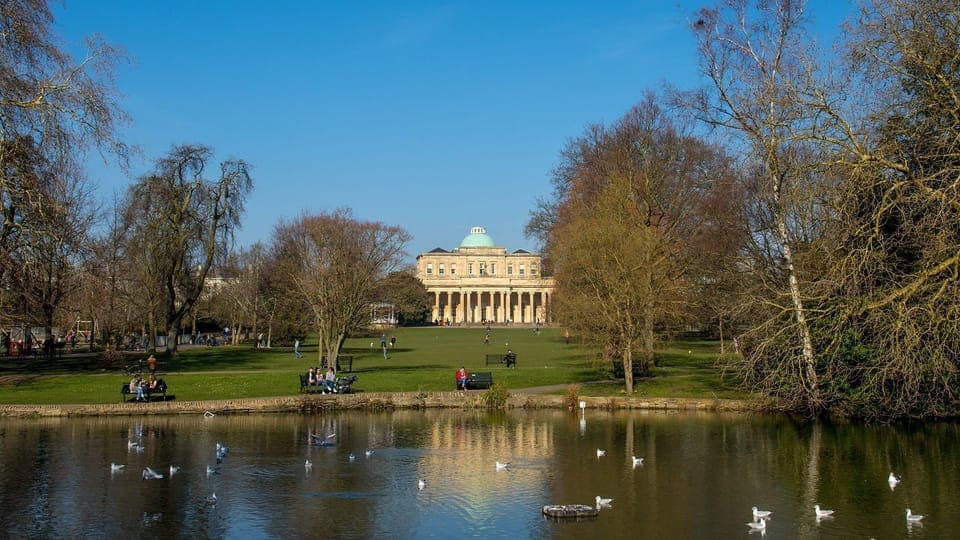 Cheltenham Pump House at Pitville Park, Norton Coach House, Bolthole Retreats