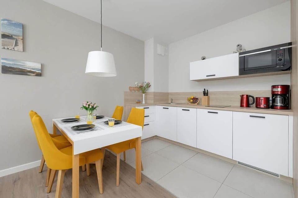 Kitchenette with a washing machine