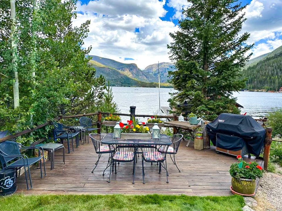 2nd Outdoor Living Space