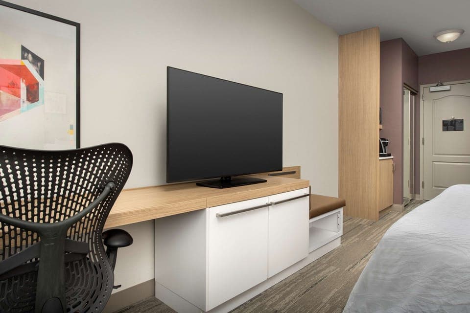 Hypo-allergenic bedding, down comforters, Select Comfort beds