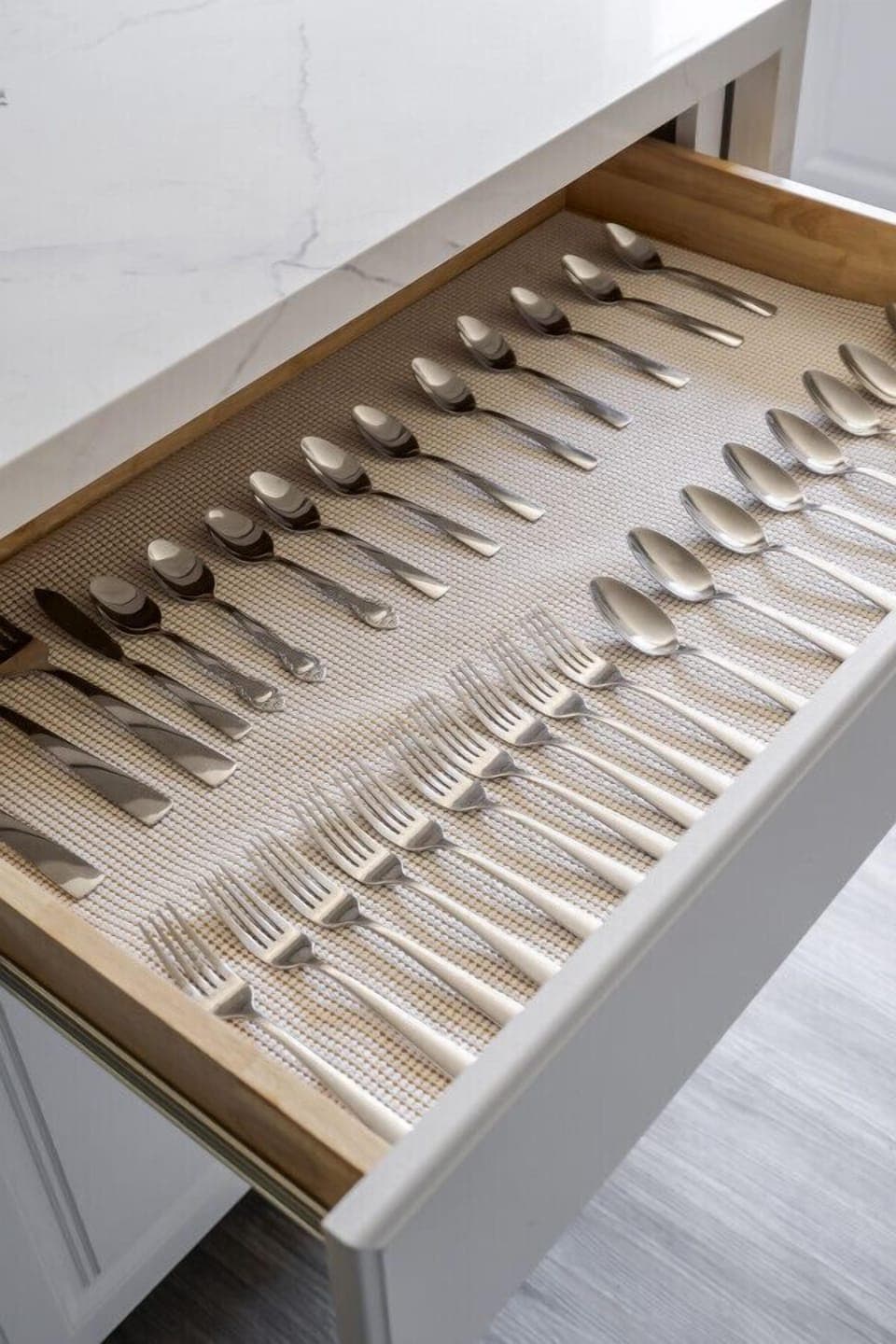 Everything you need at your fingertips! 🍴✨ Our kitchen is stocked with utensils for all your cooking needs. 🔪🥄