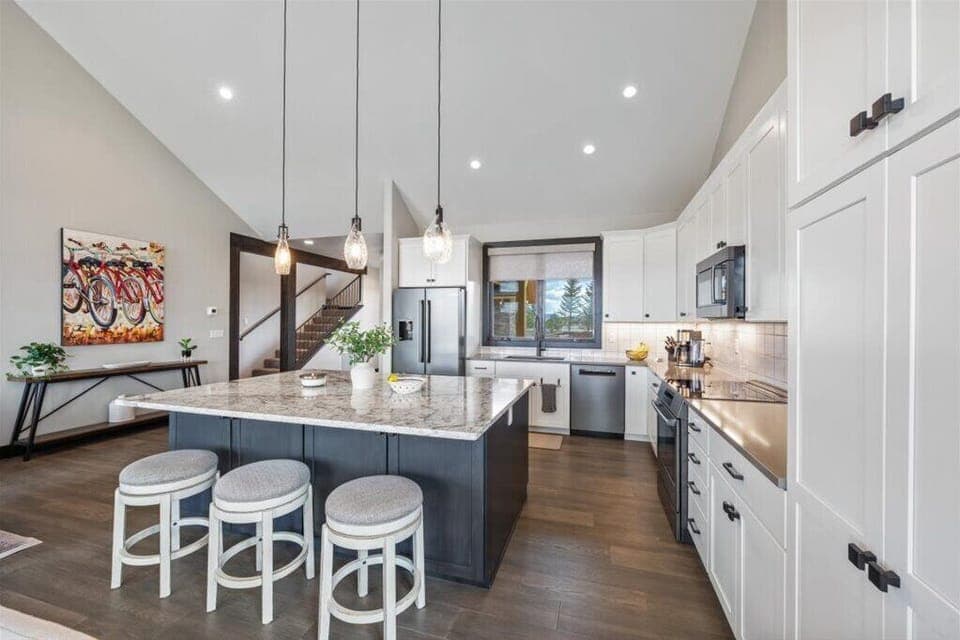 Kitchen island