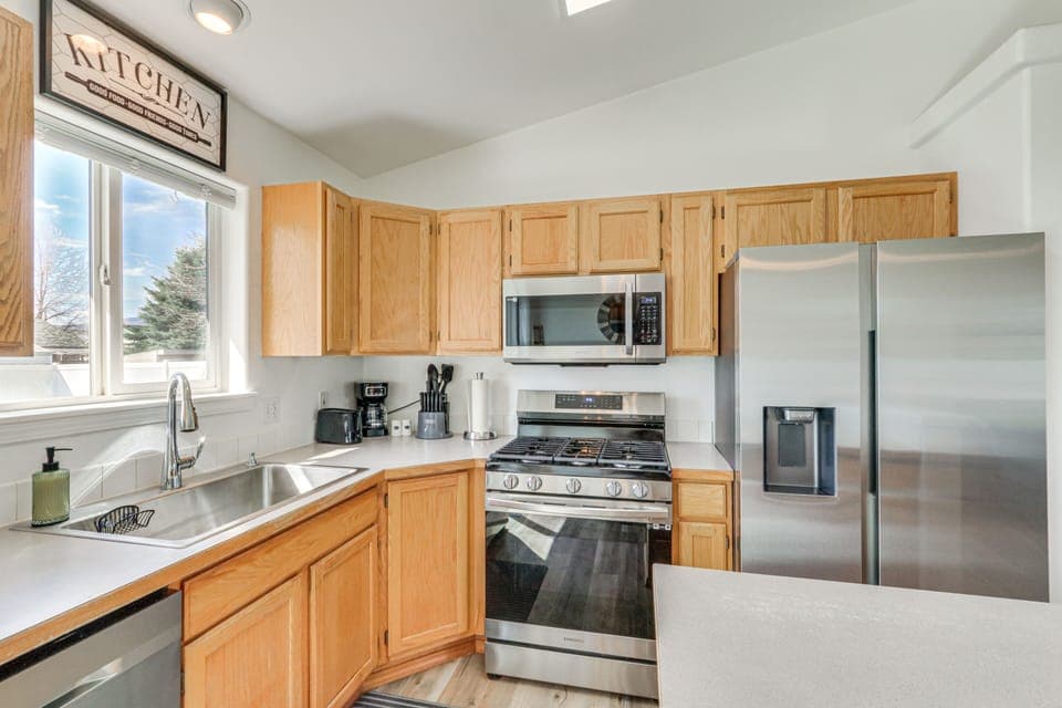 House (3 Bedrooms) | Interior