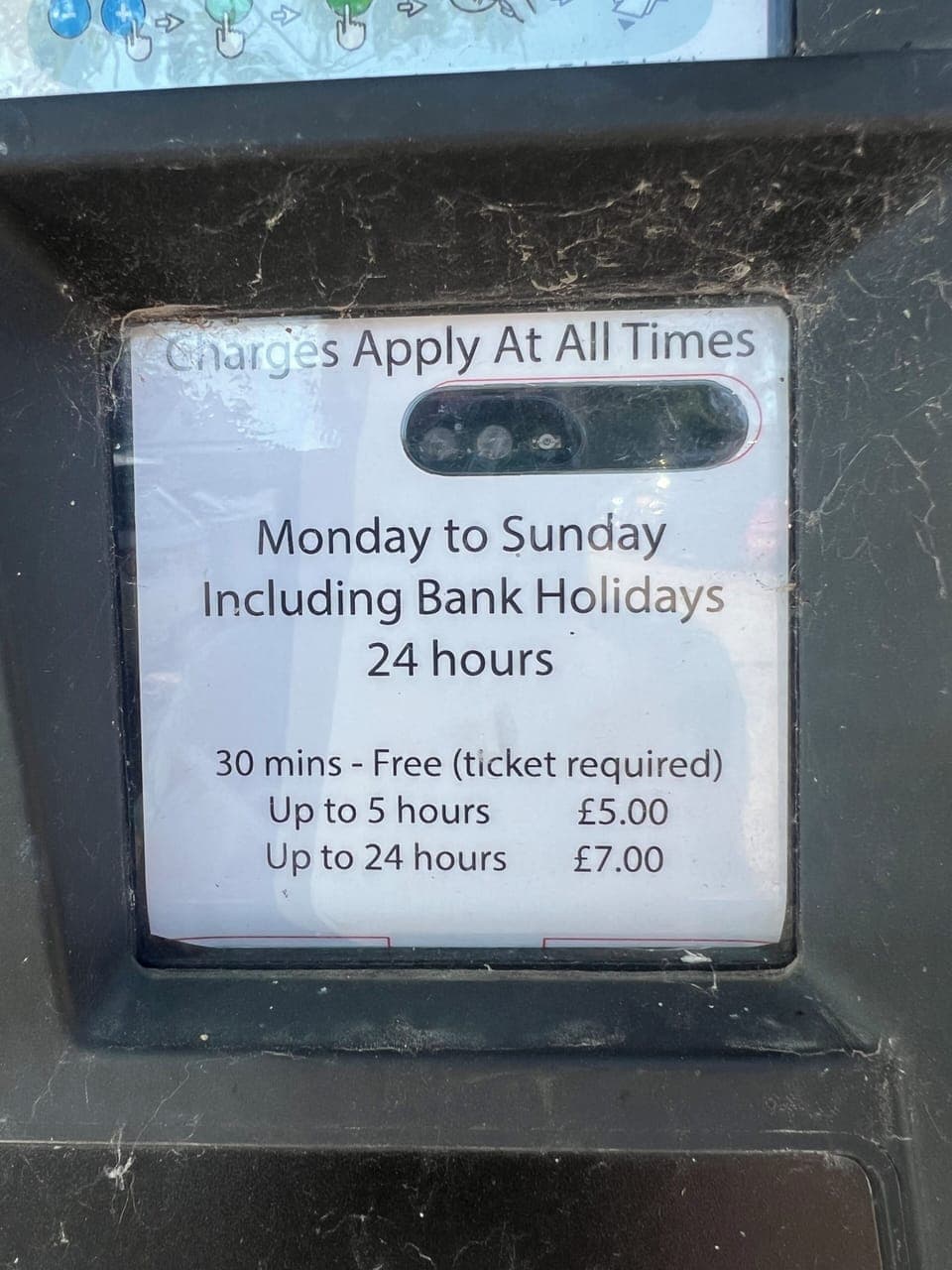 Press green button for 30 min free.drop off/ loading