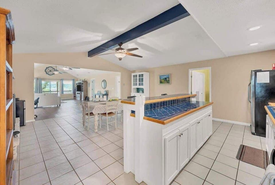 This open kitchen design is perfect for the chef in your group.