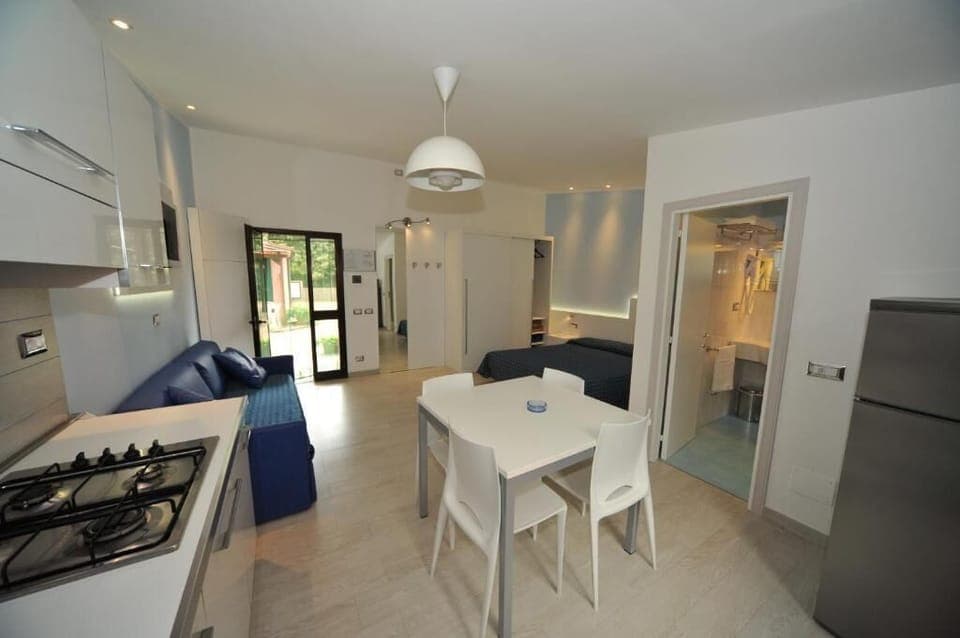 Superior Studio | Living area