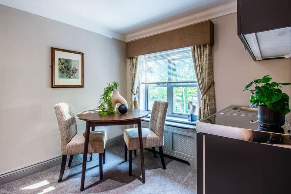 Kitchenette and dining area.