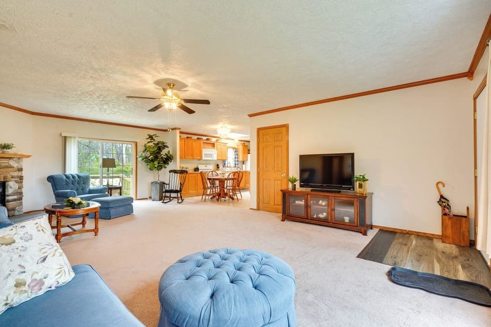 Zanesville Vacation Rental | 3BR | 2BA | 1,674 Sq Ft | Stairs Required