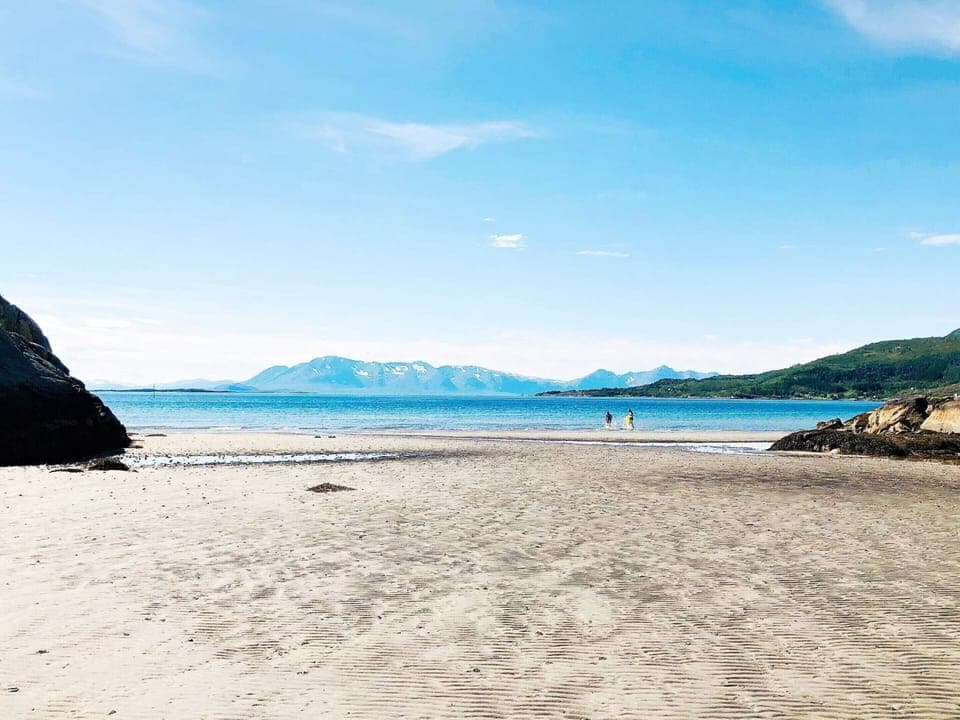 House | Beach | Fishing