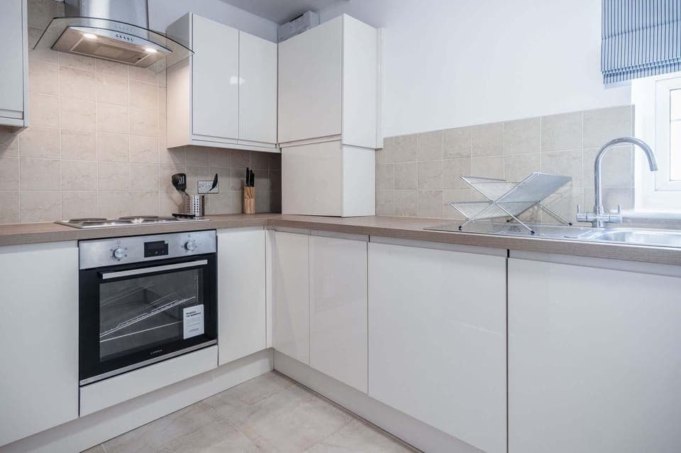 Haven View - 2 Bedroom Apartment - Milford Haven (22012)