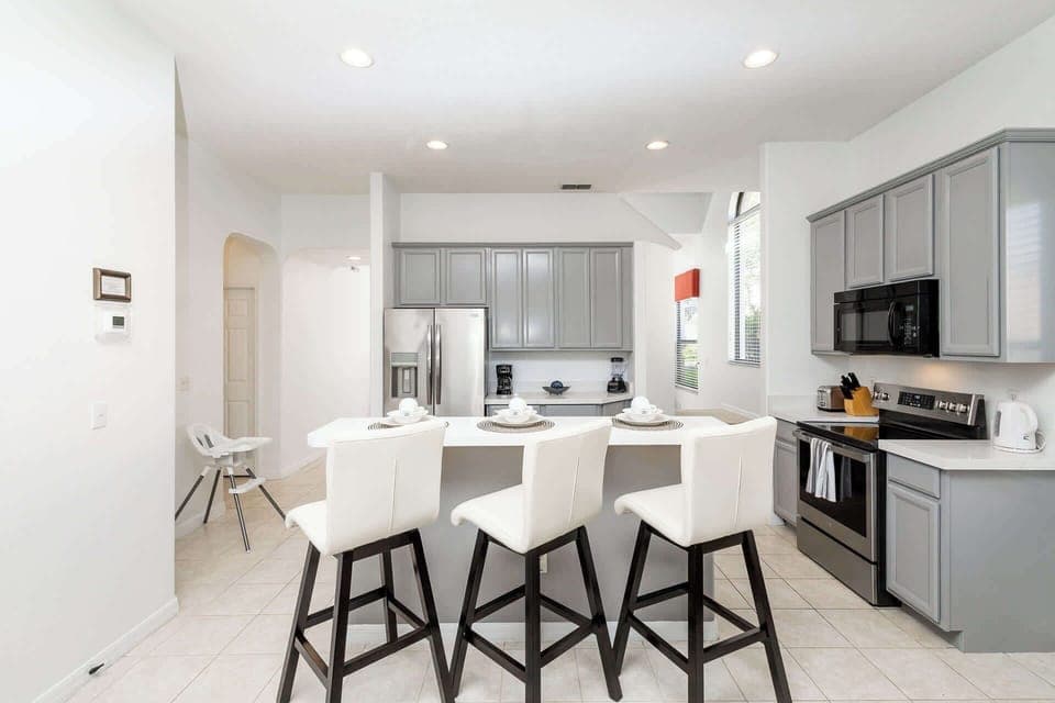 House, Multiple Beds, Pool Access, Pool View (Home Away From Bridgeford Crossing) | Private kitchen | Fridge, microwave, oven, stovetop