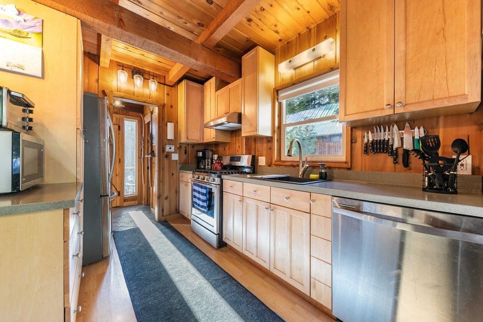 Prepare home-cooked meals in the fully equipped kitchen where you will find everything from a crockpot to an air fryer.