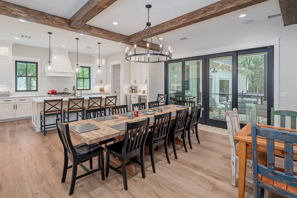 Plenty of room, open dining and kitchen with living area