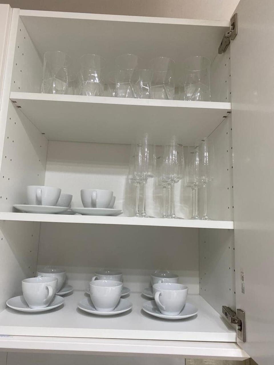 House | Private kitchen | Fridge, microwave, oven, stovetop