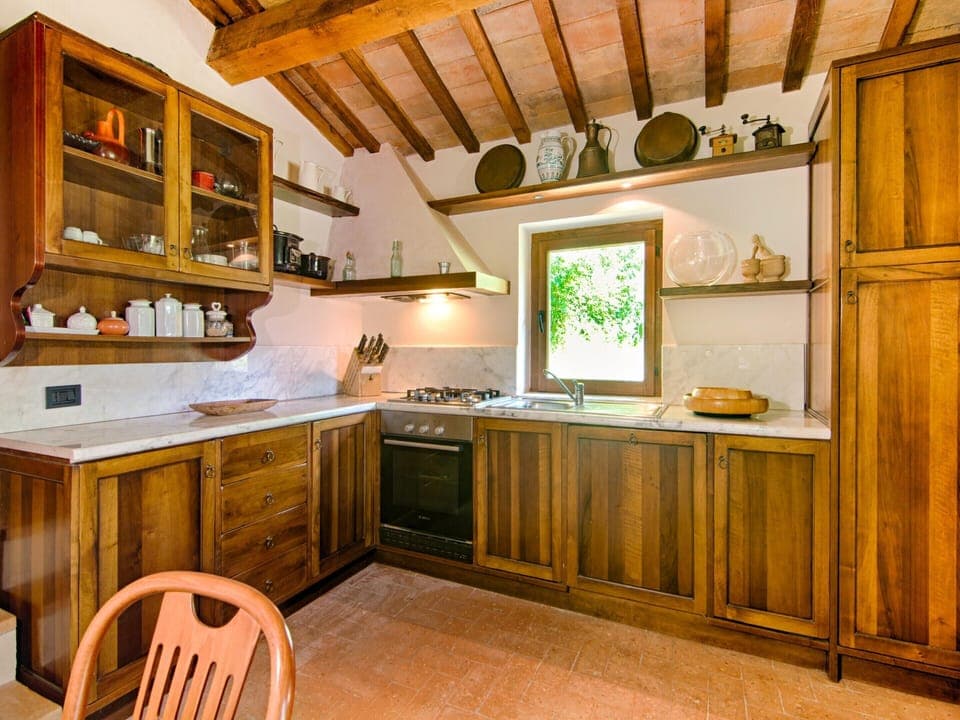 House | Private kitchen | Oven, highchair