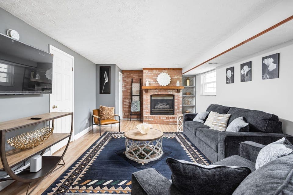 Welcome to the inviting and cozy living room!