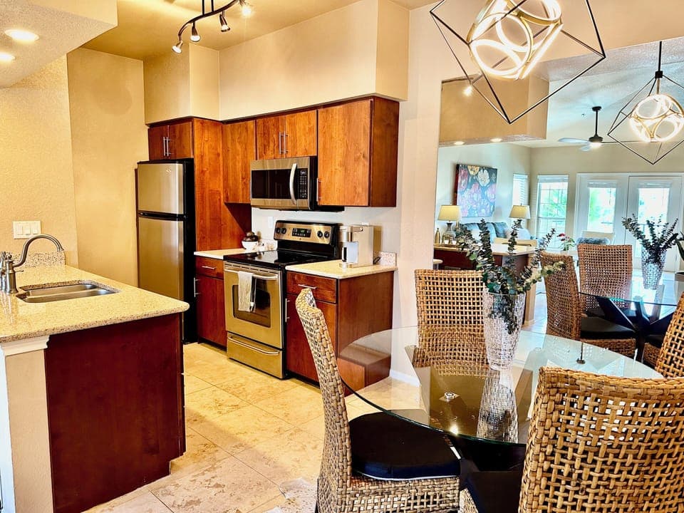 Full Kitchen for Lakeside Dining